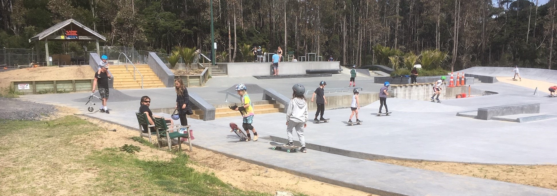 Youngsters enjoying a fine spring day at the new skating area at the Mangawhai Activity Zone. (Photo credit: Colin Gallagher, Mangawhai Activity Zone).