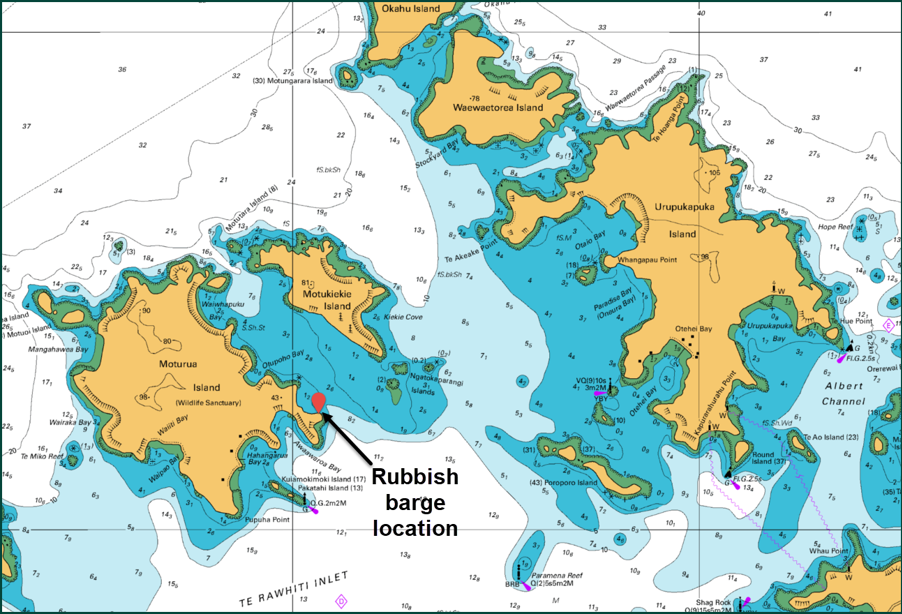 Bay of Islands map showing rubbish barge location.