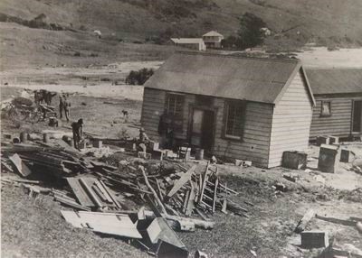 Damaged buildings from tsunami in 1916.