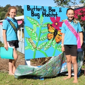 ELF Bee And Bug Habitat (400)