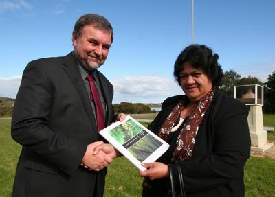 Malcolm Nicolson (left) with Mihi Kapa-Watene at the launch of the Te Uri o Hau Environmental Plan 2012. 
