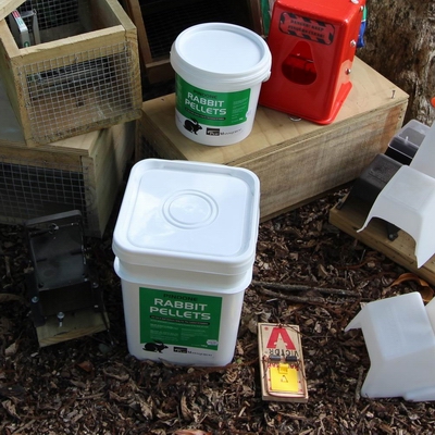 Pest Traps And Poisons Range (400) (2)
