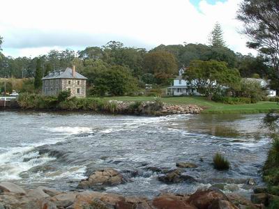 The project will reduce flood risks to the historic Stone Store and Kemp House.